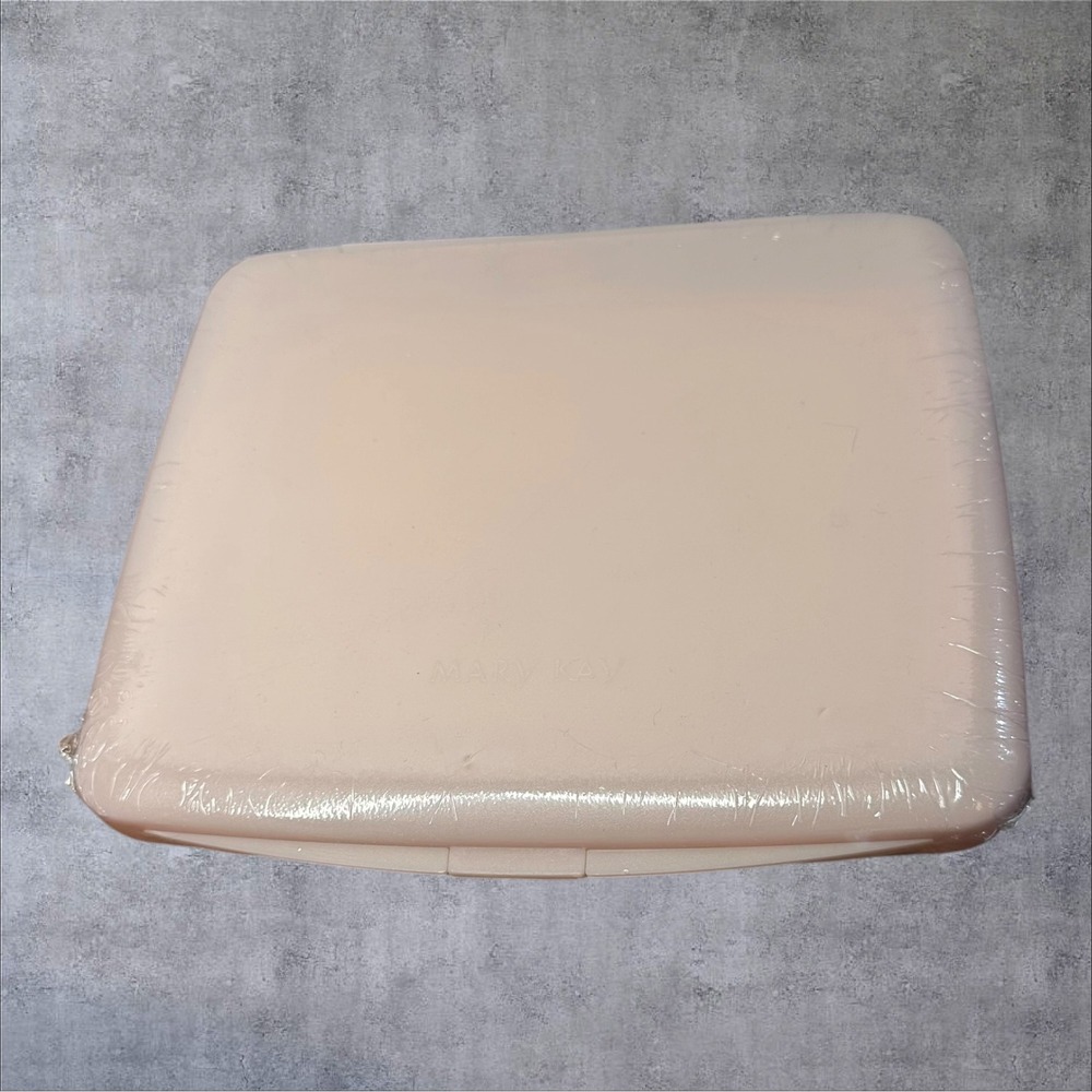 Mary Kay Makeup Case 5928 Large‎ Light Pink New Hard Shell Organizer Storage
